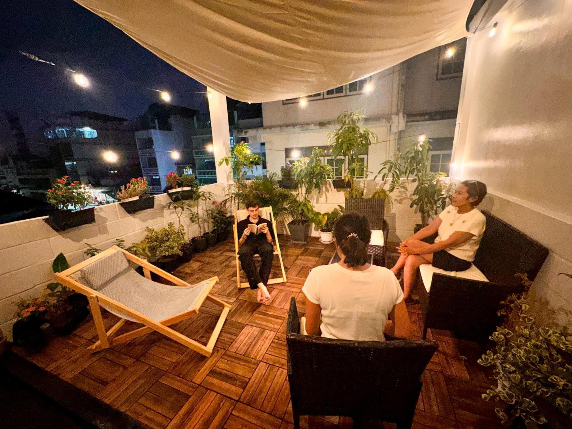Neighborhood Asrama Bangkok